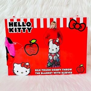 Hello Kitty Comfy Throw